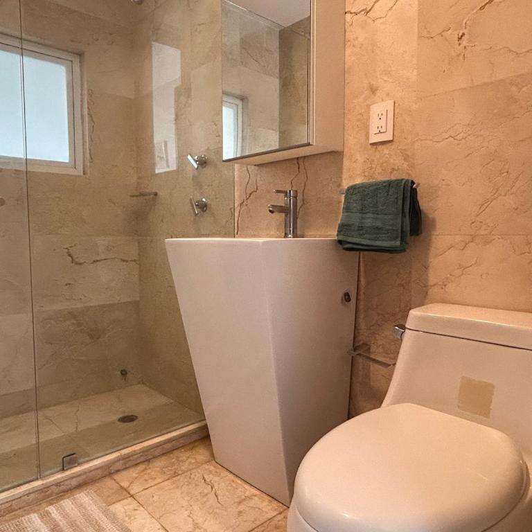 Condesa Residence Campeche 2 Spacious Ground-Level Apartment in the Heart of Condesa - Apartamento - 55