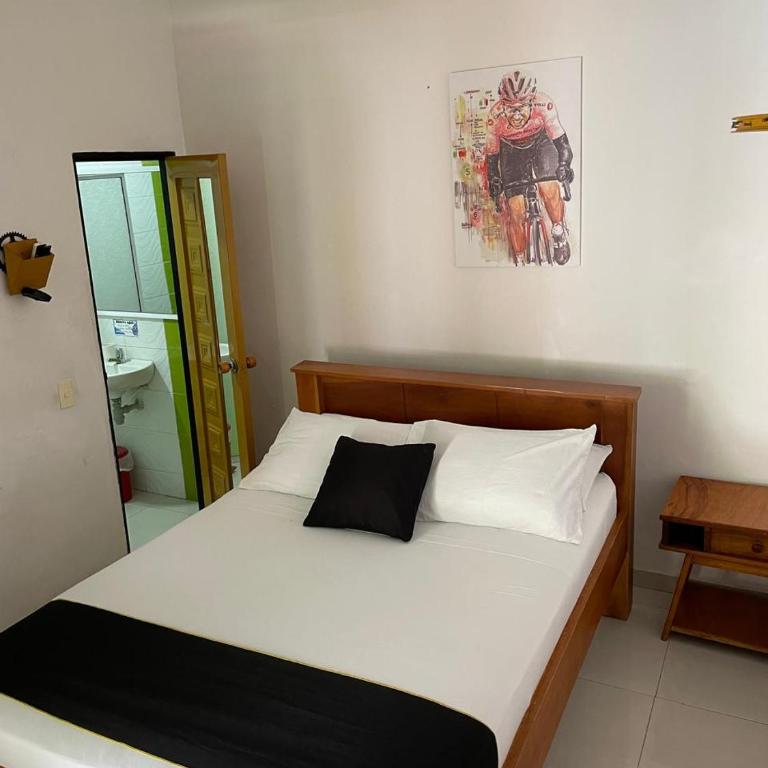 Hotel De Los Ciclistas - Habitación Doble - 1