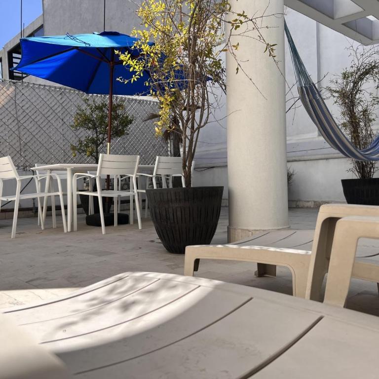 Condesa Residence Campeche 8 Urban Elegance 2BR 1BA Apartment with Large Living Areas - Apartamento - 24