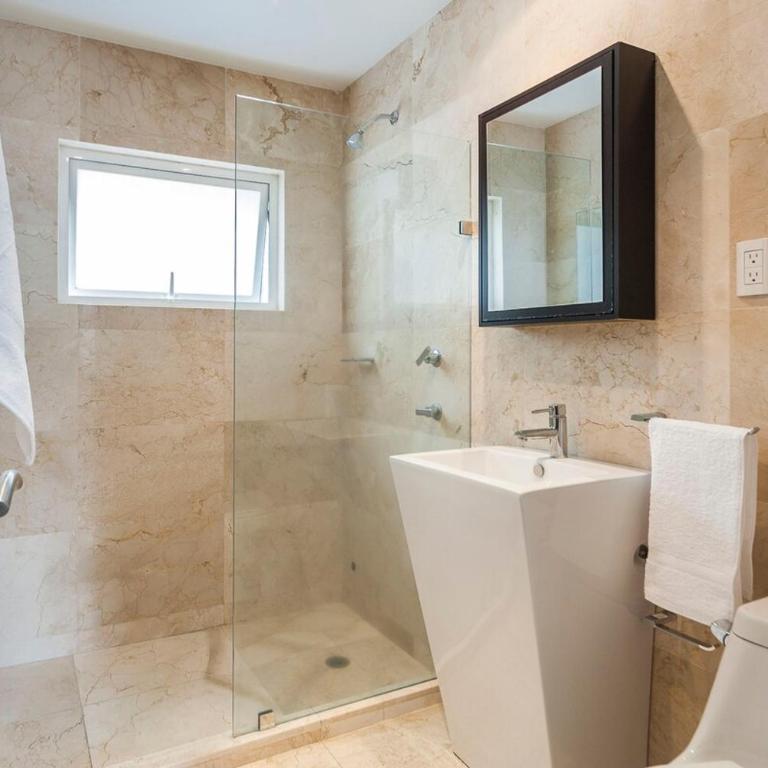 Condesa Residence Campeche 5 Modern Residence 2BR 1BA Apartment Emphasizing Open Airy Spaces in Campeche - Apartment - 9