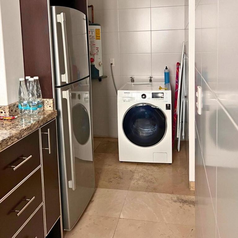 Condesa Residence Campeche 6 2BR, 1BA Apartment with Expansive Living Space - Apartment - 35