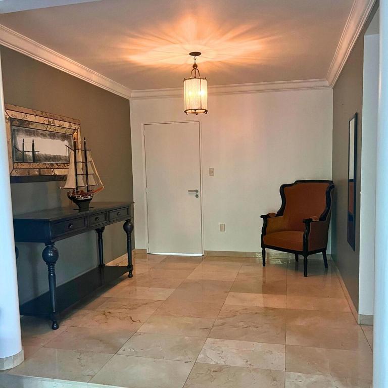 Condesa Residence Campeche 6 2BR, 1BA Apartment with Expansive Living Space - Apartment - 39