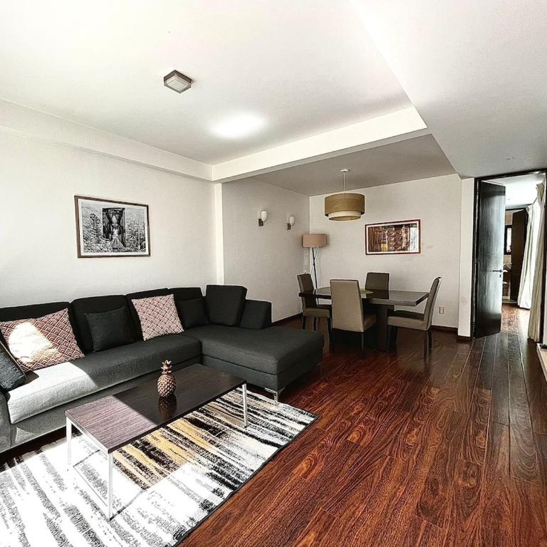 Condesa Residence Amsterdam 304 Inviting 1 Bed, 1 Bath Home Located on Picturesque Amsterdam Avenue - Apartamento - 1