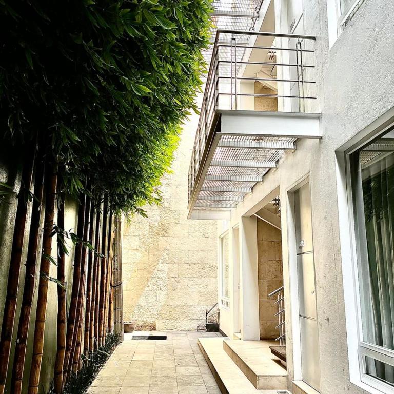 Condesa Residence Amsterdam 304 Inviting 1 Bed, 1 Bath Home Located on Picturesque Amsterdam Avenue - Apartamento - 6