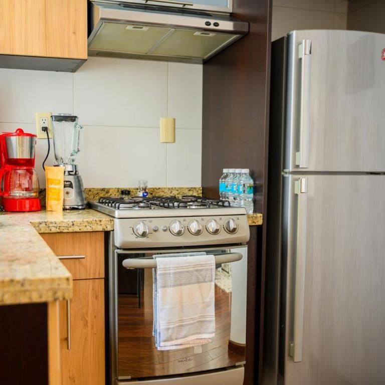 Condesa Residence Amsterdam 304 Inviting 1 Bed, 1 Bath Home Located on Picturesque Amsterdam Avenue - Apartamento - 26