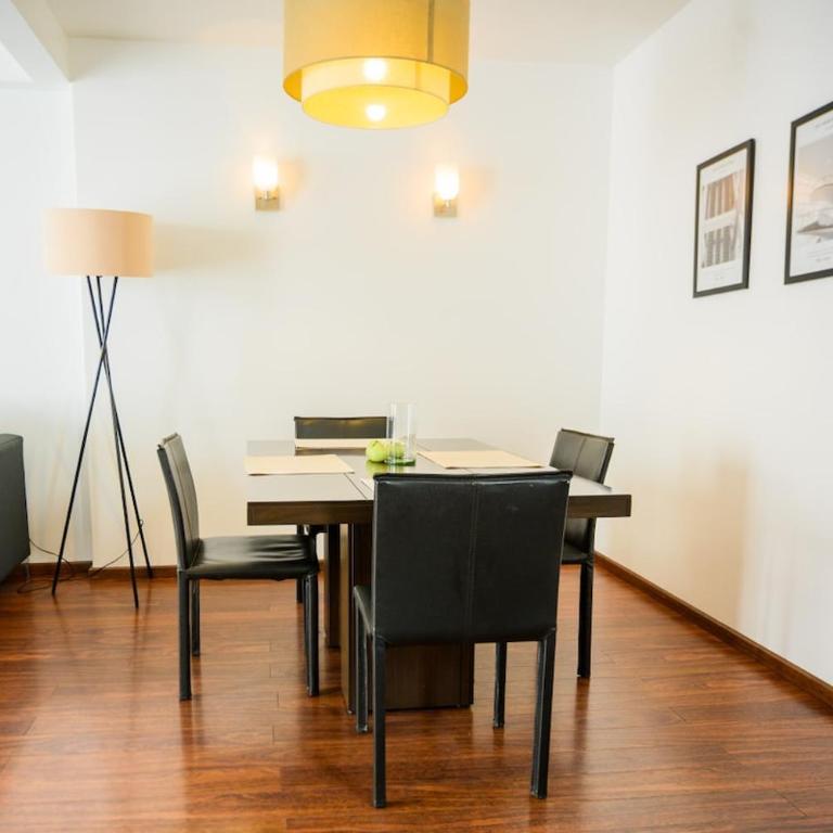 Condesa Residence Amsterdam 304 Inviting 1 Bed, 1 Bath Home Located on Picturesque Amsterdam Avenue - Apartamento - 28