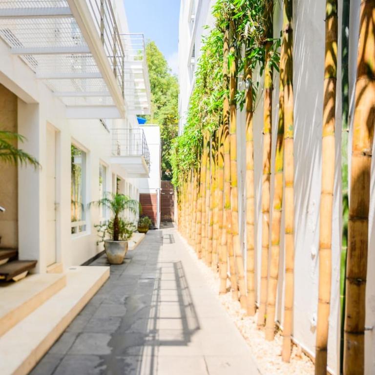 Condesa Residence Amsterdam 304 Inviting 1 Bed, 1 Bath Home Located on Picturesque Amsterdam Avenue - Apartamento - 35