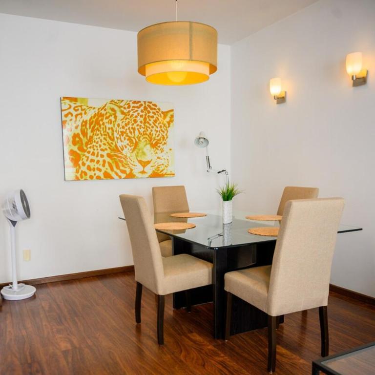 Condesa Residence Amsterdam 303 Exquisite 1 Bedroom, 1 Bathroom Residence on Amsterdam Avenue - Apartamento - 32