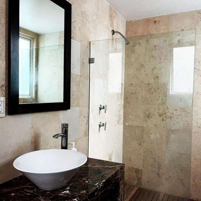 Condesa Residence Amsterdam 204 Private 1Bed 1Ba on Amsterdam Av - Apartamento - 3
