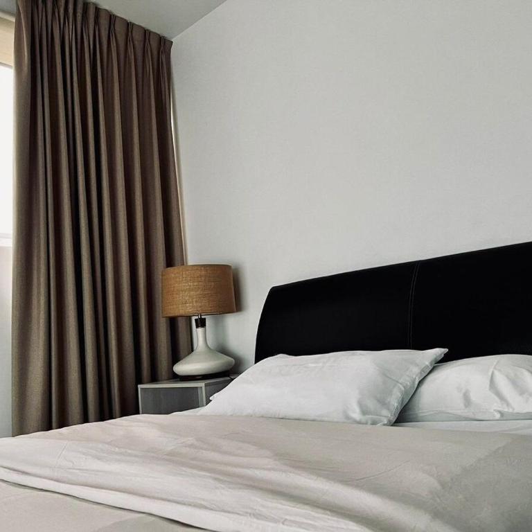 Condesa Residence Amsterdam 203 Shiny 1Bed 1Bath on Amsterdam Av - Apartamento - 4