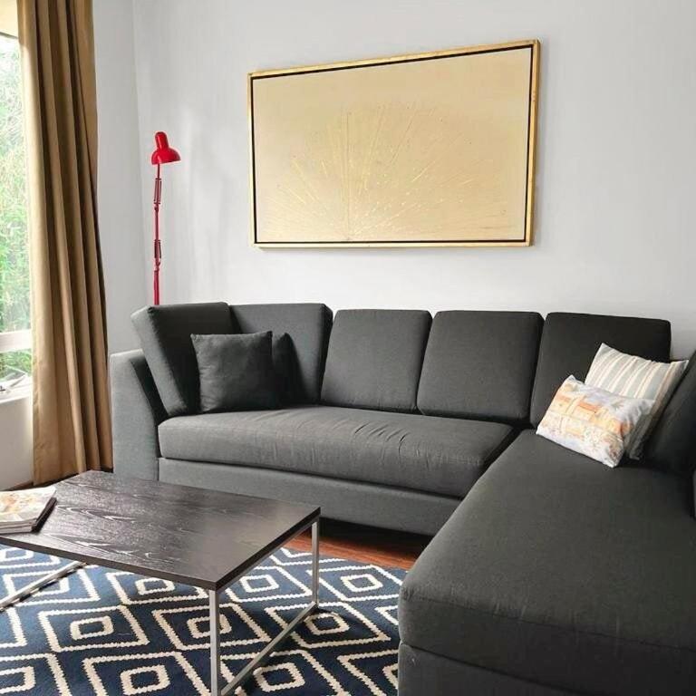 Condesa Residence Amsterdam 202 Bright 1BR 1BA On Amsterdam Av - Apartamento - 1