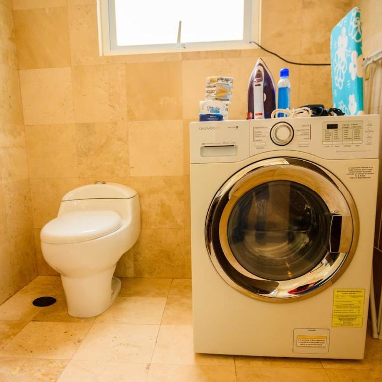 Condesa Residence Amsterdam 301 Beautiful 1Bed 1 Bath apartment on Amsterdam Av - Apartamento - 33