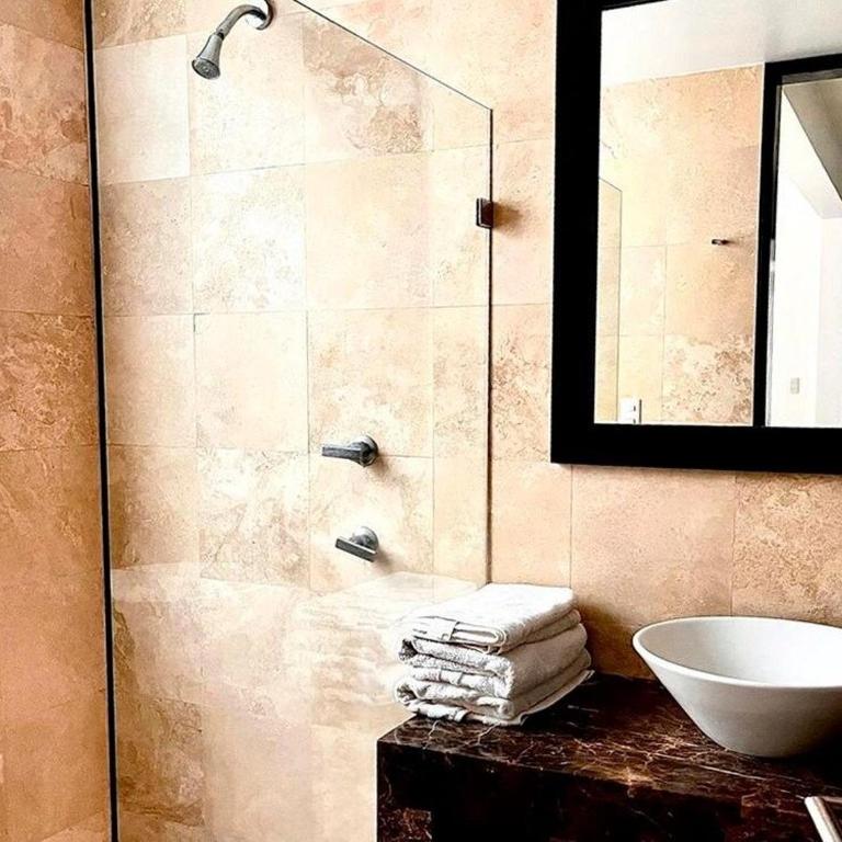 Condesa Residence Amsterdam C Stylish 1 Bedroom, 1 Bathroom Gem on Amsterdam Avenue - Apartamento - 5