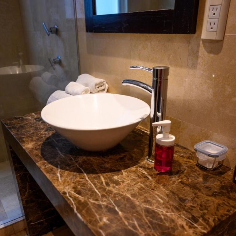 Condesa Residence Amsterdam C Stylish 1 Bedroom, 1 Bathroom Gem on Amsterdam Avenue - Apartamento - 19