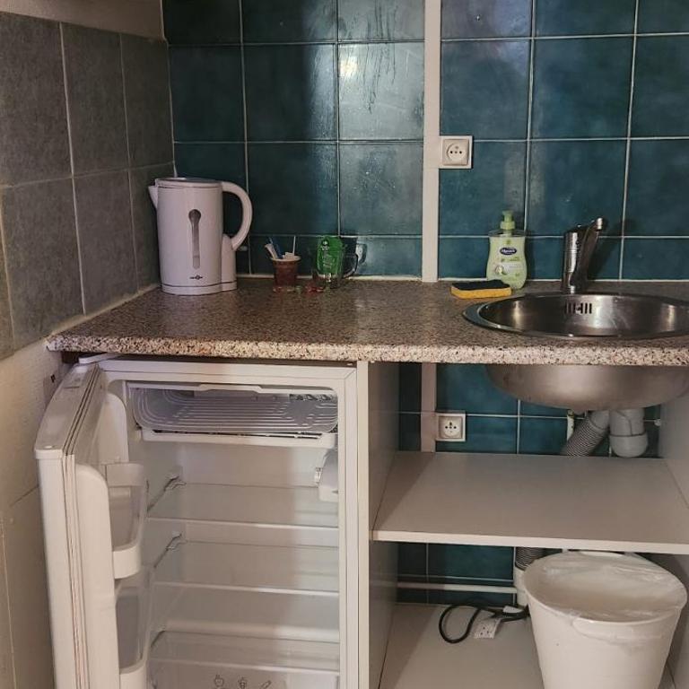 Réouverture et nouvelle gestion - Logement privatif - chambre équipée - Coeur de Bordeaux proche Victoire - Habitación Doble Deluxe con ducha - 2