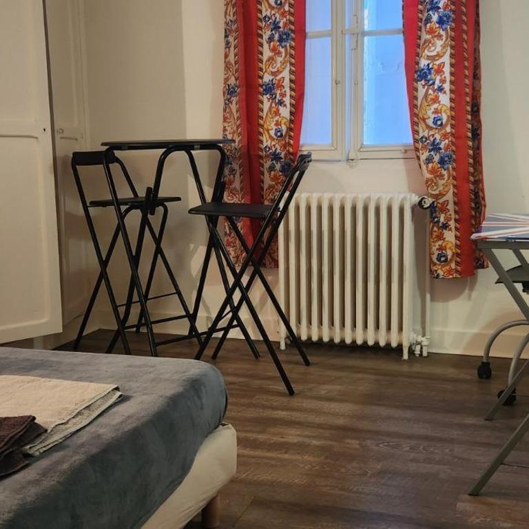 Réouverture et nouvelle gestion - Logement privatif - chambre équipée - Coeur de Bordeaux proche Victoire - Habitación Doble Deluxe con ducha - 1