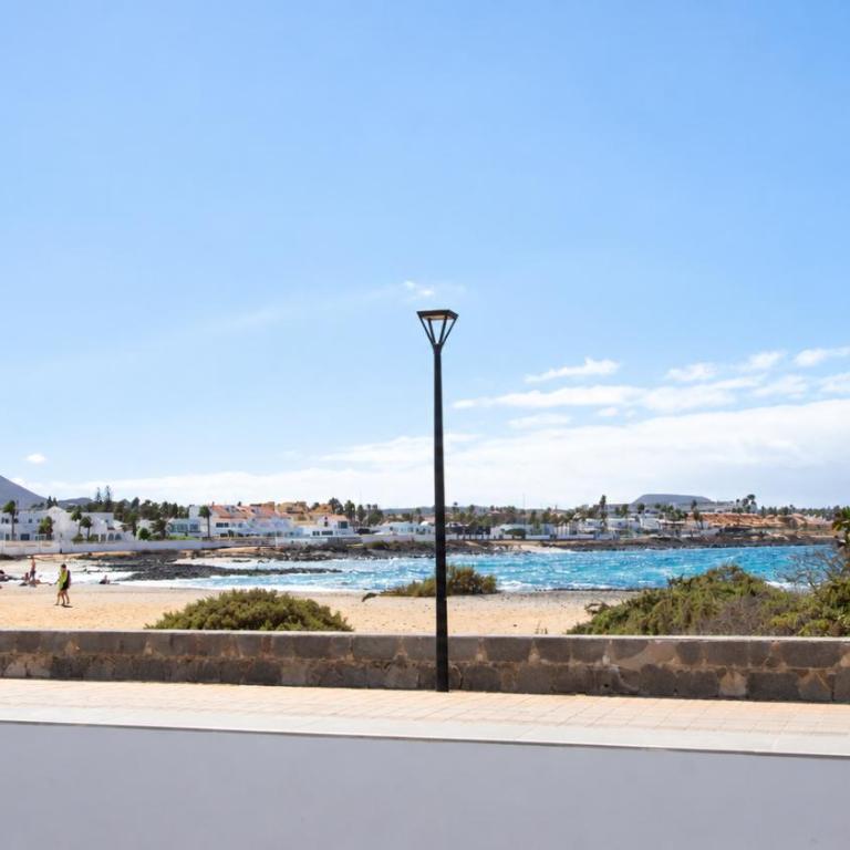 Book Jet - Front Beach Geranio Terrace Suites - Apartamento Estándar de 4 dormitorios - 2