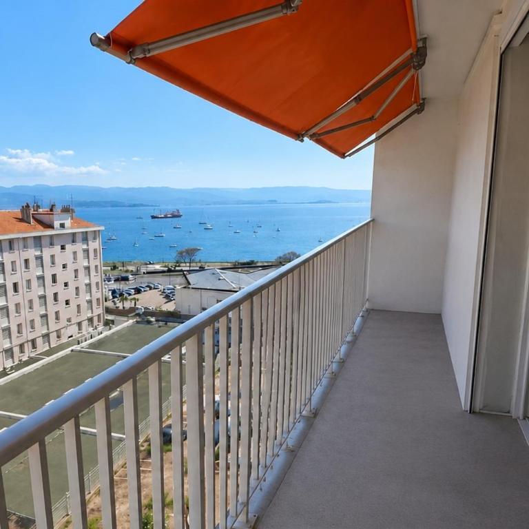 Magnifique f3 entrée de ville vue mer - Appartement 1 Chambre - 2