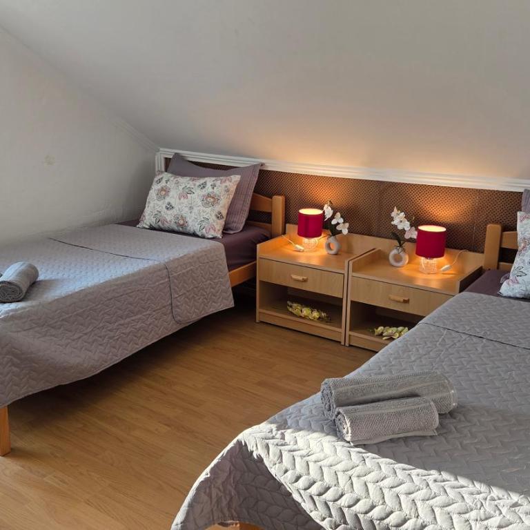 Apartmani Japod - Three-Bedroom Premium Apartment - 11