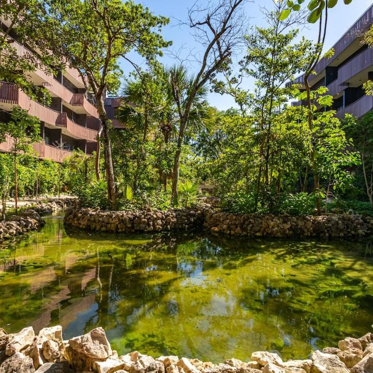 Deluxe apt 1 bdr cool jacuzzi close to beach - Apartamento - 44