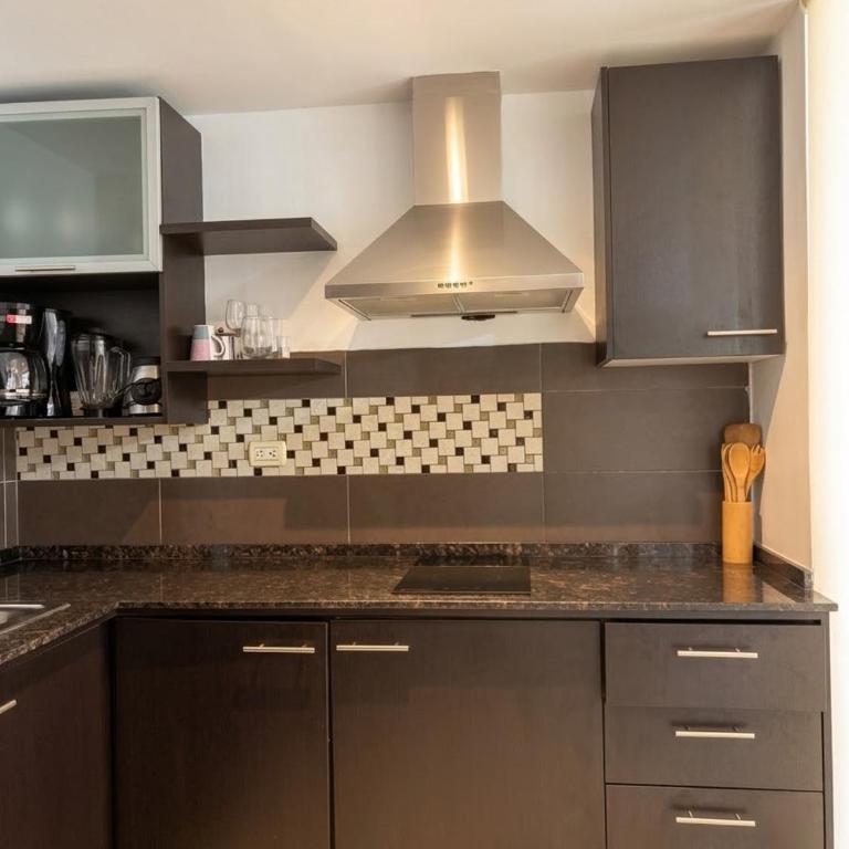 Departamento en Puerto Santa Ana Frente al río - Cerca de Aeropuerto - Suite con vistas al río - 2