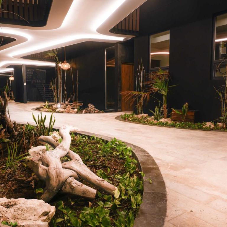 Luxury Condo at Amira District Rooftop Infinity - Apartamento - 25