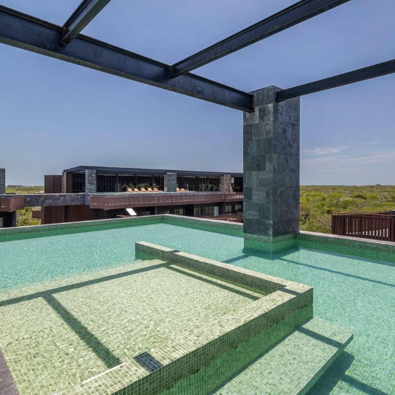 Luxury Condo at Amira District Rooftop Infinity - Apartamento - 27