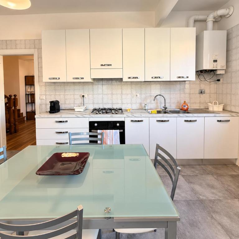 Casa Indipendente in Fiumicino centro - Villa con 3 Camere da Letto - 10