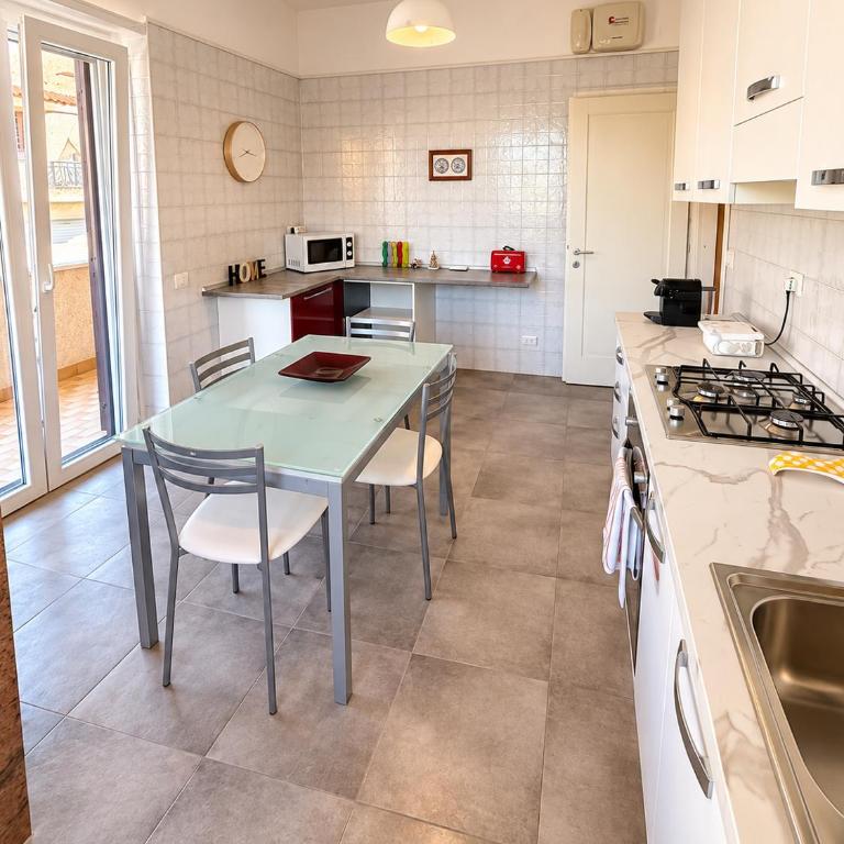 Casa Indipendente in Fiumicino centro - Villa con 3 Camere da Letto - 8