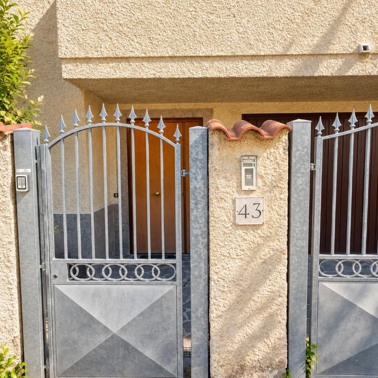 Casa Indipendente in Fiumicino centro - Villa con 3 Camere da Letto - 31