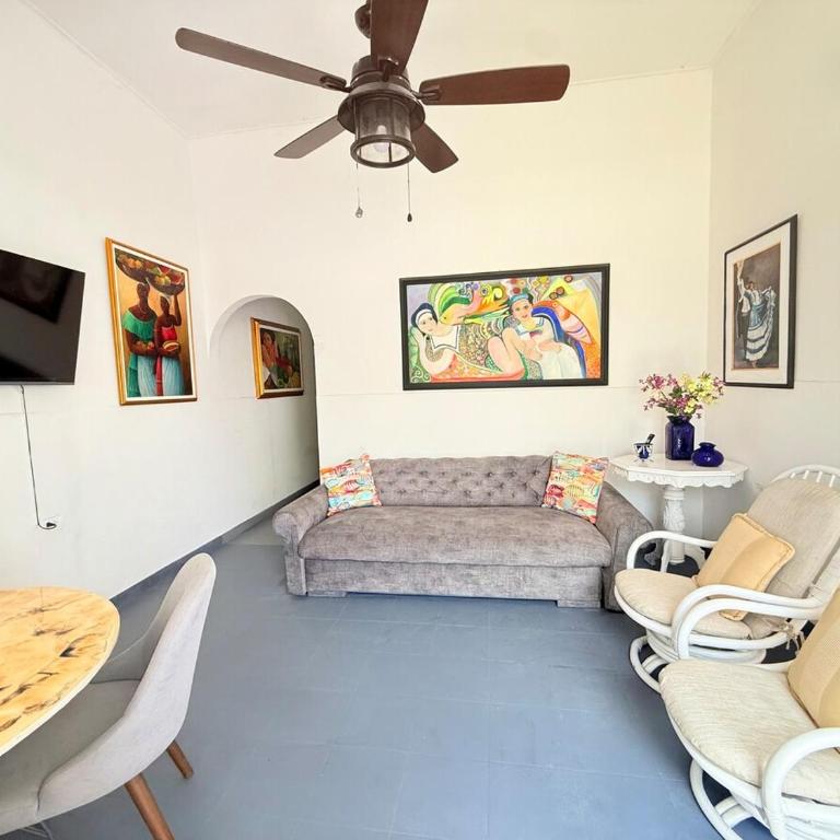 Apartamento de 2Alcobas con Jacuzzi Privado en Edificio Dominique - One-Bedroom Apartment - 1