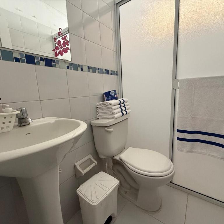Apartamento de 2Alcobas con Jacuzzi Privado en Edificio Dominique - One-Bedroom Apartment - 23