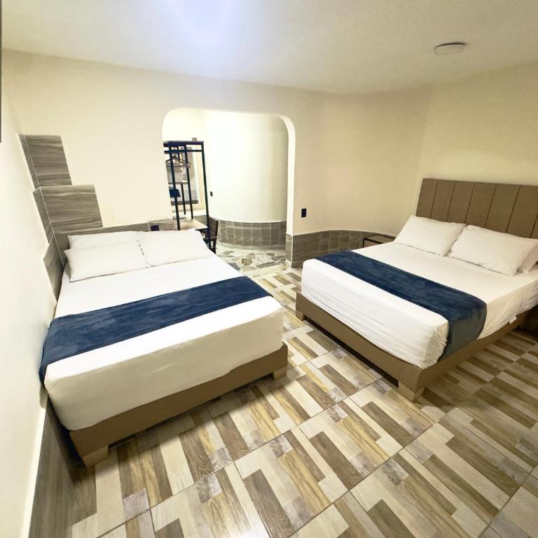 Hotel Estadio 80 - Habitación Triple Básica - 12