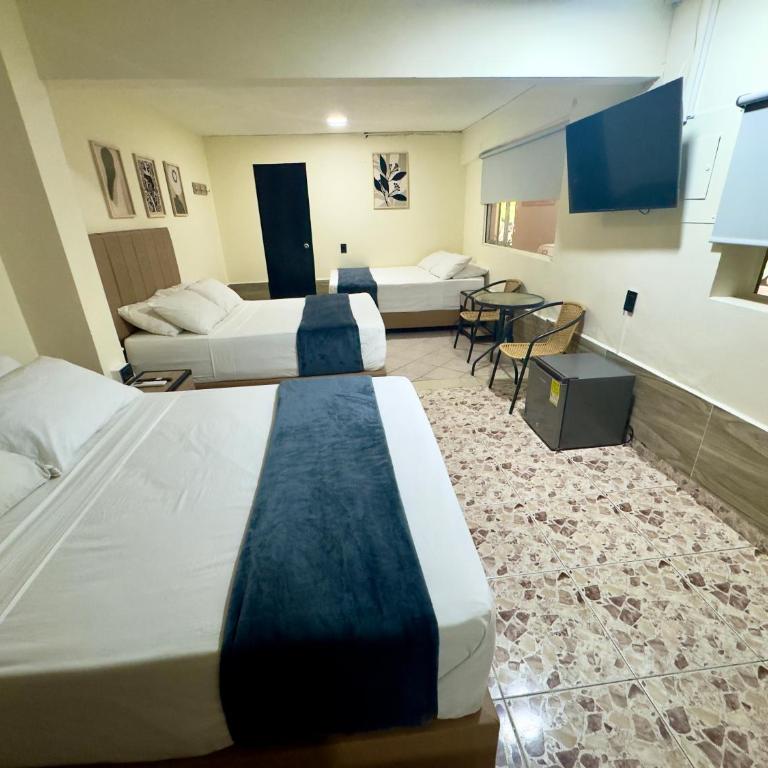 Hotel Estadio 80 - Habitación Triple Básica - 15