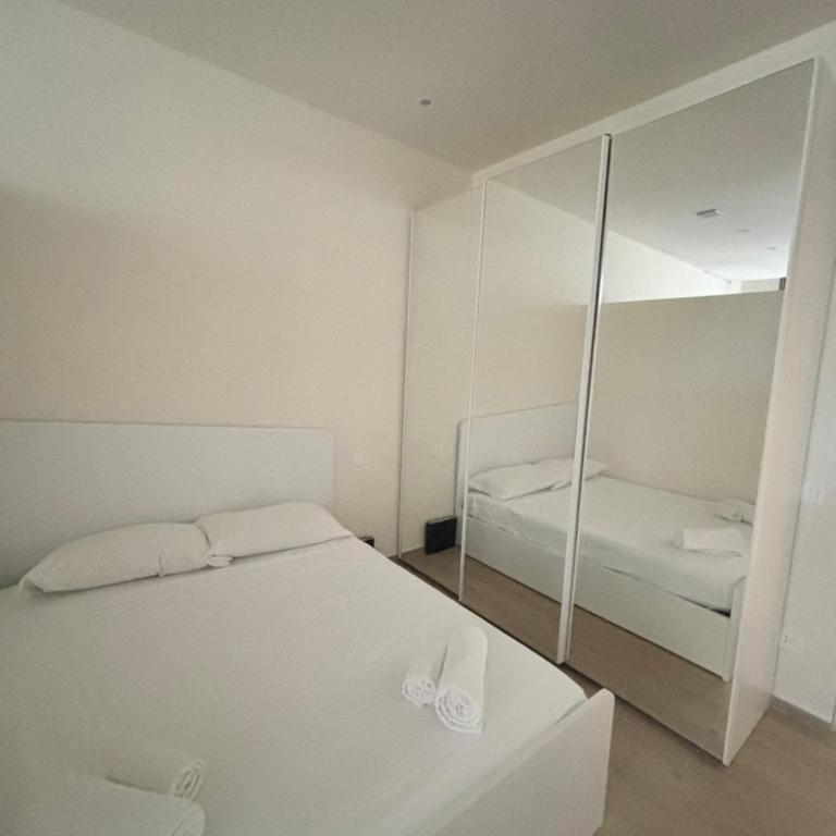 Linate Design Loft 50 mt metro M4 I Duomo 10min - WiFi I free parking - One-Bedroom Apartment - 22