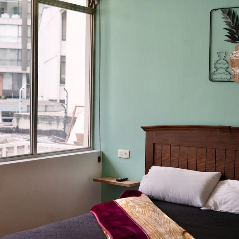 Plaza Nomad, Urban Rooms and Suites private jacuzzi Quito La Carolina - Double Room with Balcony - 6