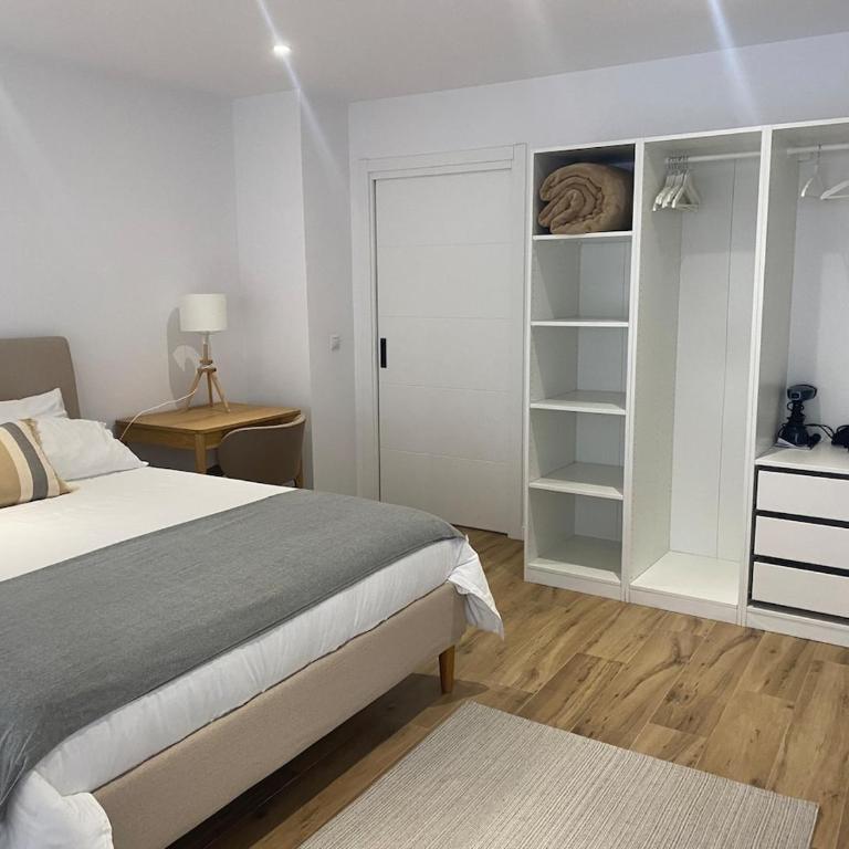 2 Amplia y Exclusiva Vivienda con Terraza - Apartment mit 2 Schlafzimmern - 9