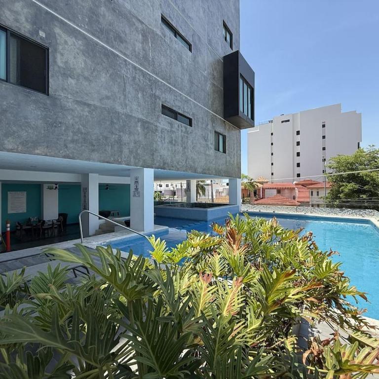 Con Alberca y Jacuzzi a unas Calles del Malecon - Apartamento - 1