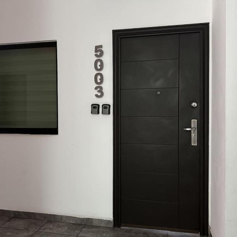 Con Alberca y Jacuzzi a unas Calles del Malecon - Apartamento - 11