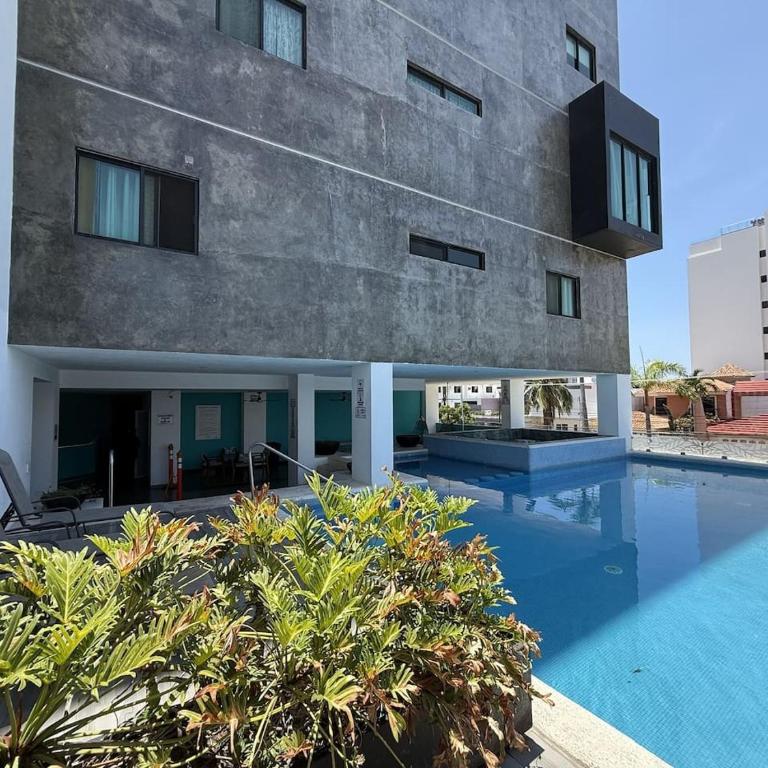 Con Alberca y Jacuzzi a unas Calles del Malecon - Apartamento - 37