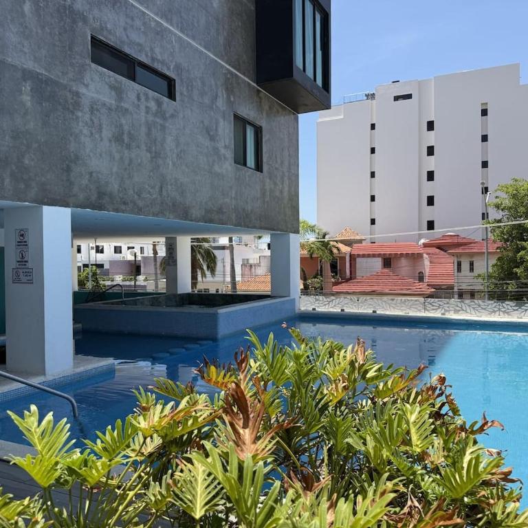 Con Alberca y Jacuzzi a unas Calles del Malecon - Apartamento - 41