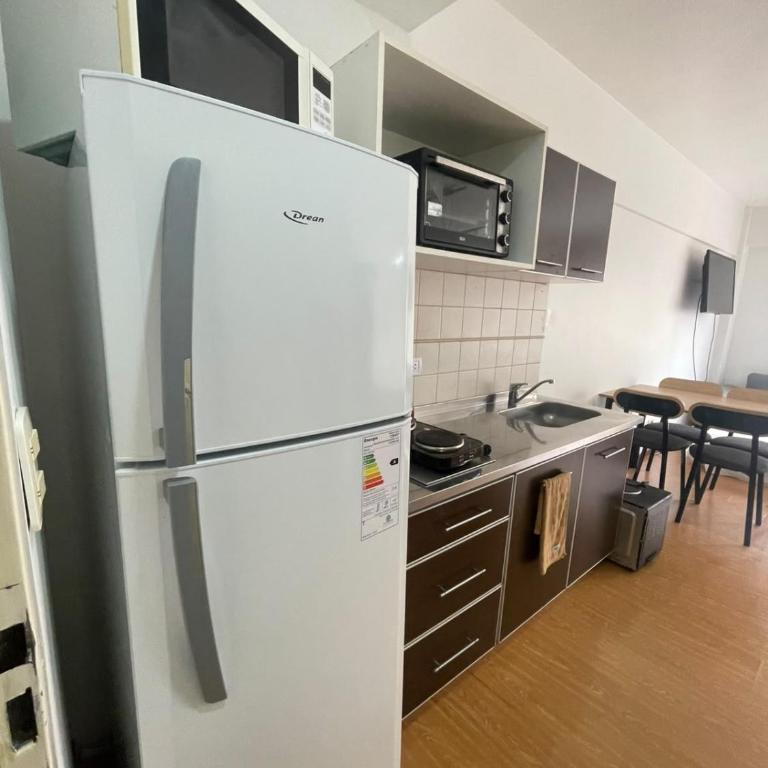 zona exclusiva al frente del abasto con cochera incluida para 4 - One-Bedroom Apartment - 3