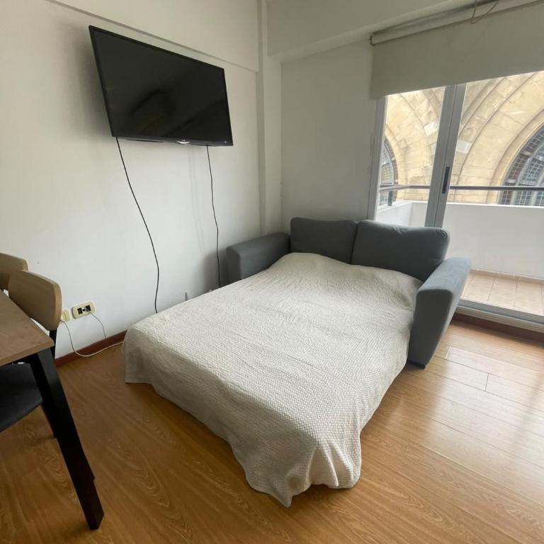 zona exclusiva al frente del abasto con cochera incluida para 4 - One-Bedroom Apartment - 2
