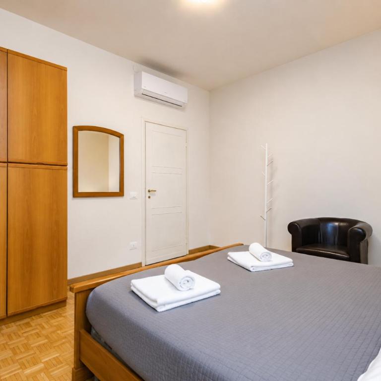 Golden House - Three-Bedroom Apartment - 9