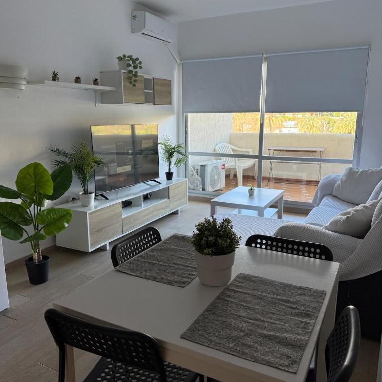 Benalbeach Paradise - One-Bedroom Apartment - 79