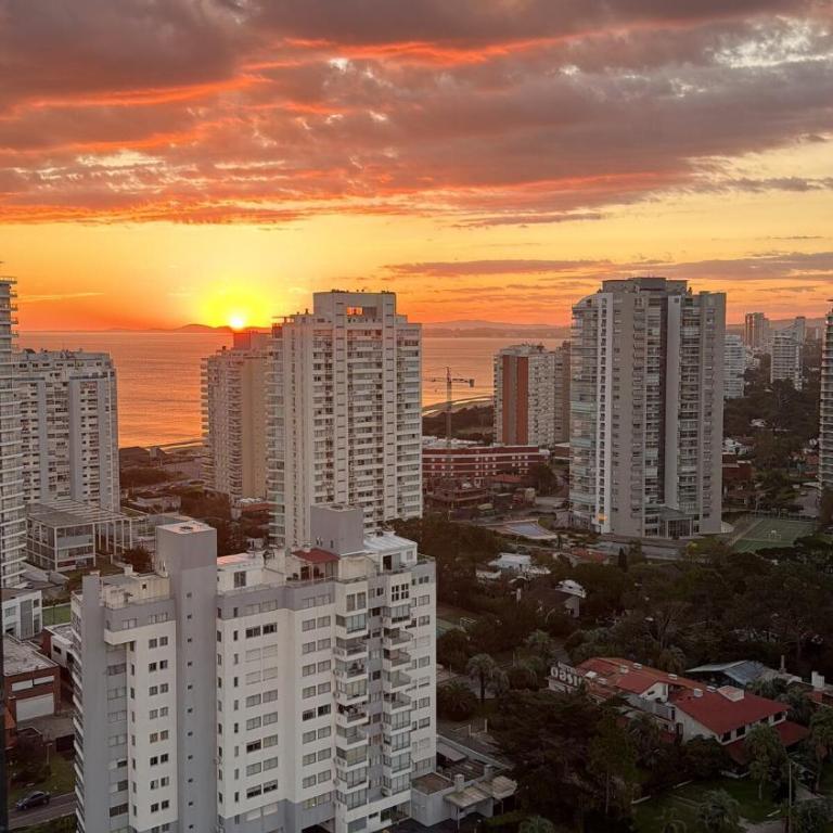 360 View - Brava & Mansa - Three-Bedroom Apartment - 4