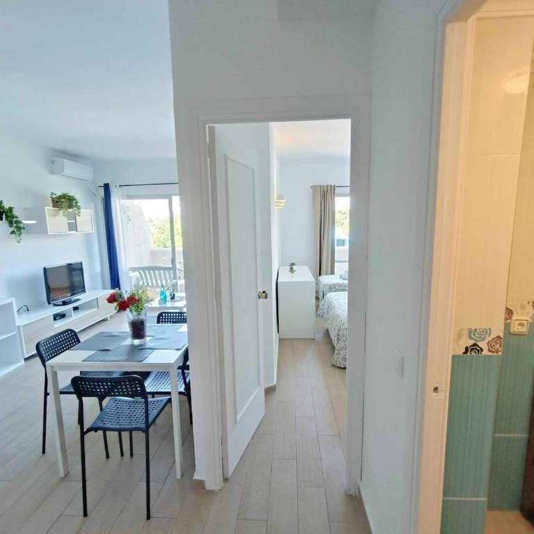 Benalbeach Paradise - One-Bedroom Apartment - 68