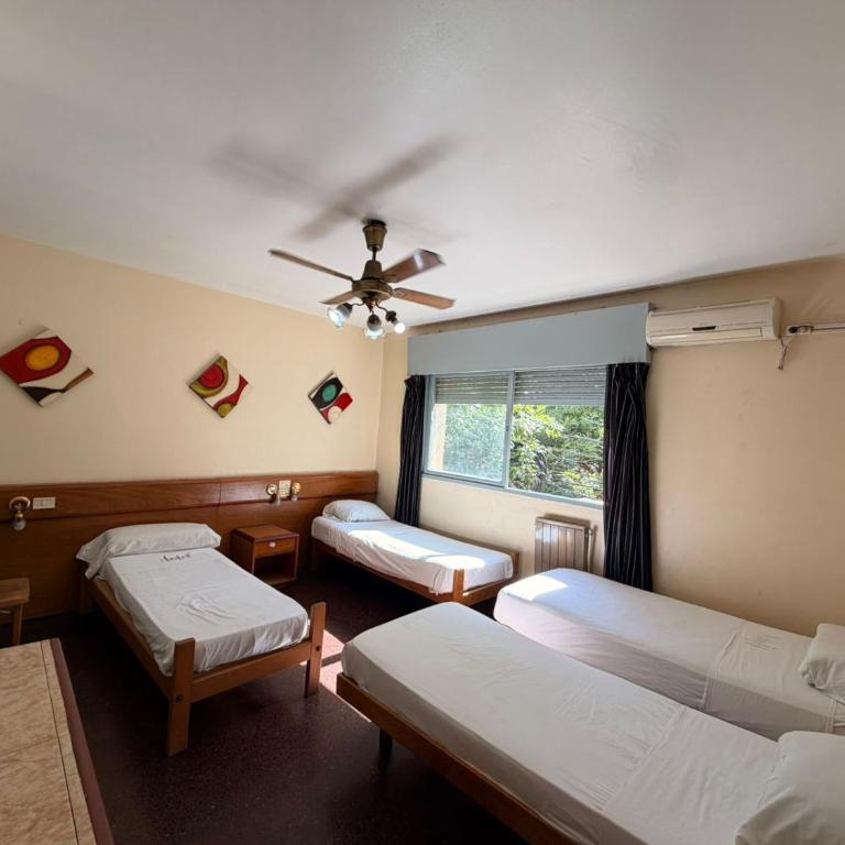 Hotel Aldeano ll - Classic Quadruple Room - 2