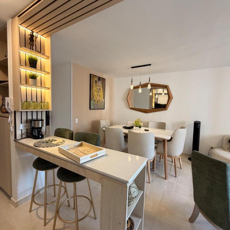 Moderno apartamento cerca de parque deportivo y clinicas - Apartamento de 3 dormitorios - 9