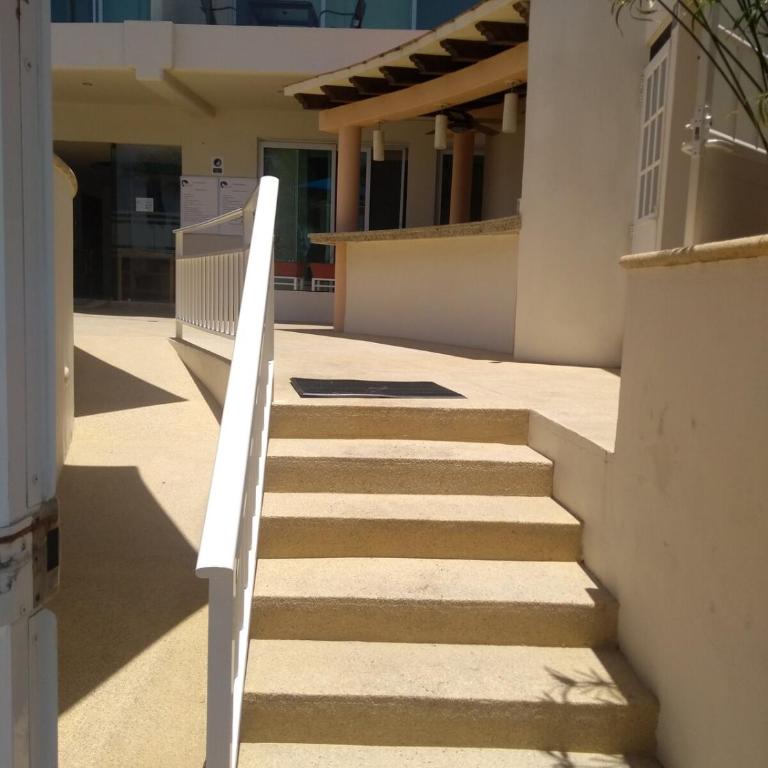 Studio Steps from the Beach plus Parking - Apartamento - 15
